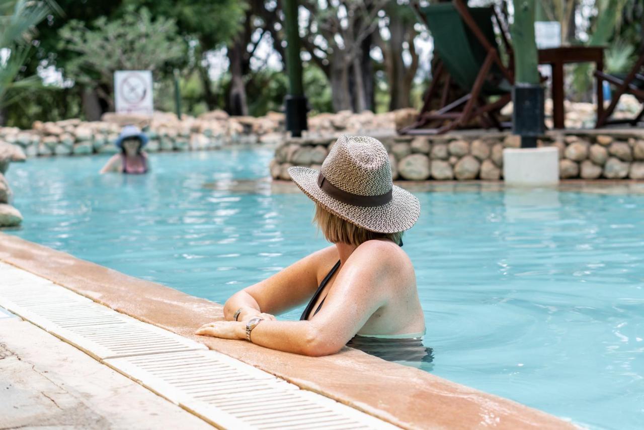 Sarova Shaba Game Lodge Archers Post Exteriör bild