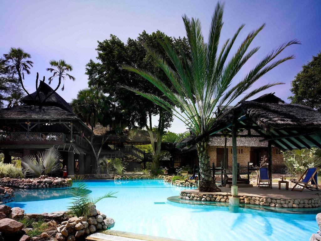 Sarova Shaba Game Lodge Archers Post Exteriör bild