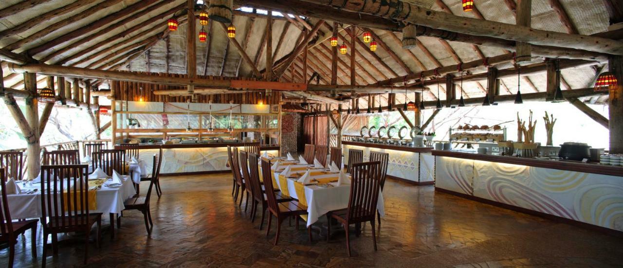 Sarova Shaba Game Lodge Archers Post Exteriör bild