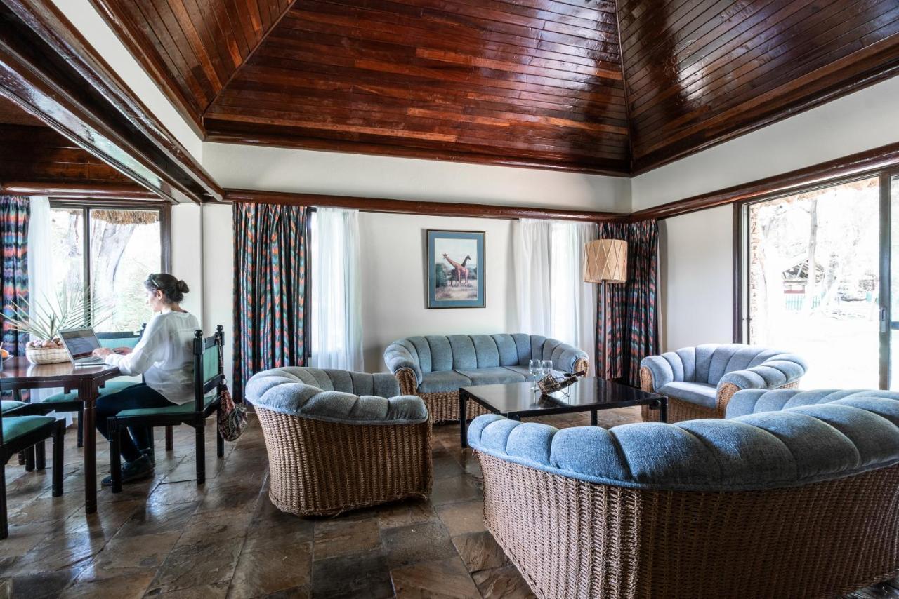 Sarova Shaba Game Lodge Archers Post Exteriör bild