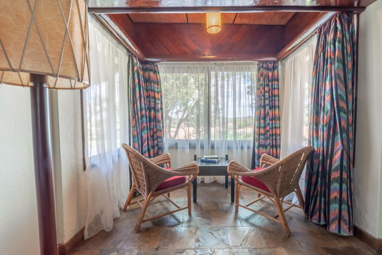 Sarova Shaba Game Lodge Archers Post Exteriör bild